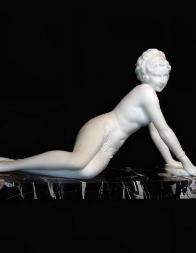 Statues Statue Femme Nue en Marbre Blanc sur Socle en Marbre